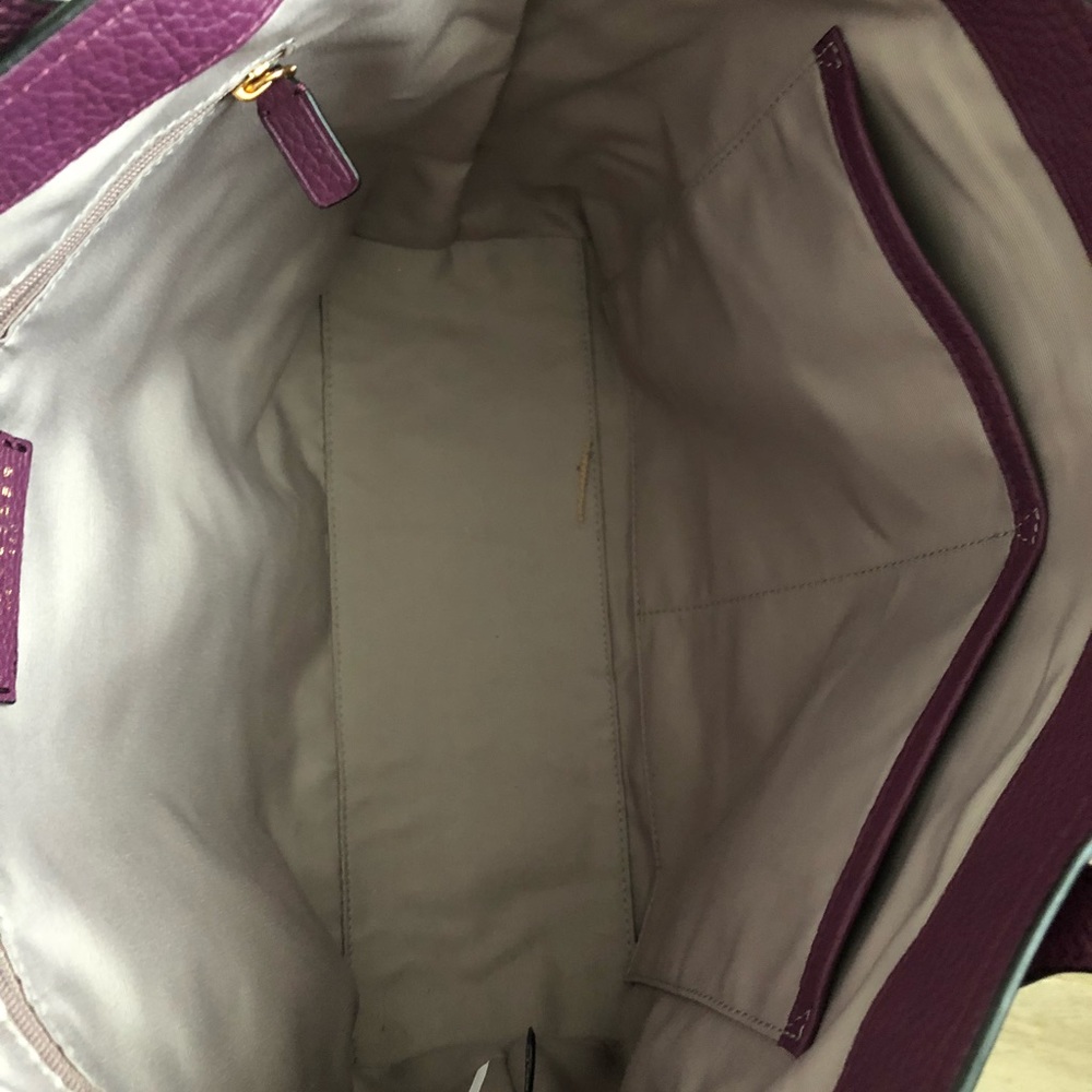 Marc Jacobs New York Brand Aubergine tote - Picture 3 of 5